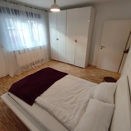 Modernes In Verkehrsguenstiger Lage Apartment Floersheim am Main