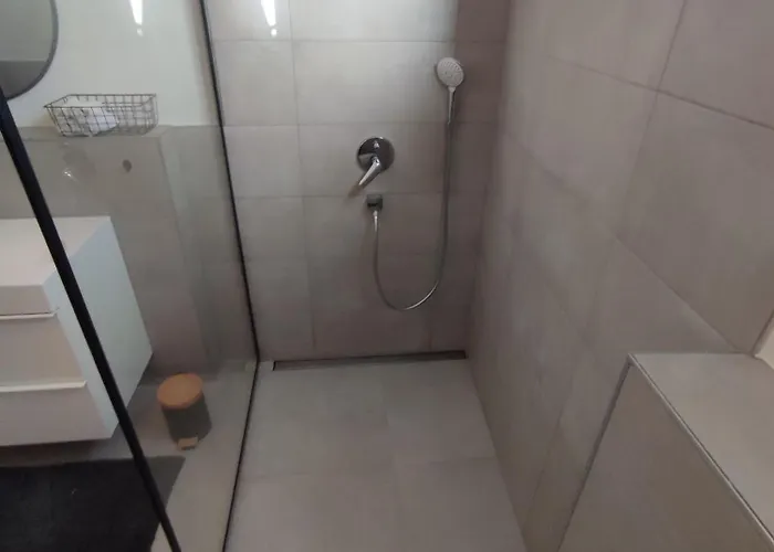 Modernes In Verkehrsguenstiger Lage Διαμέρισμα Floersheim am Main